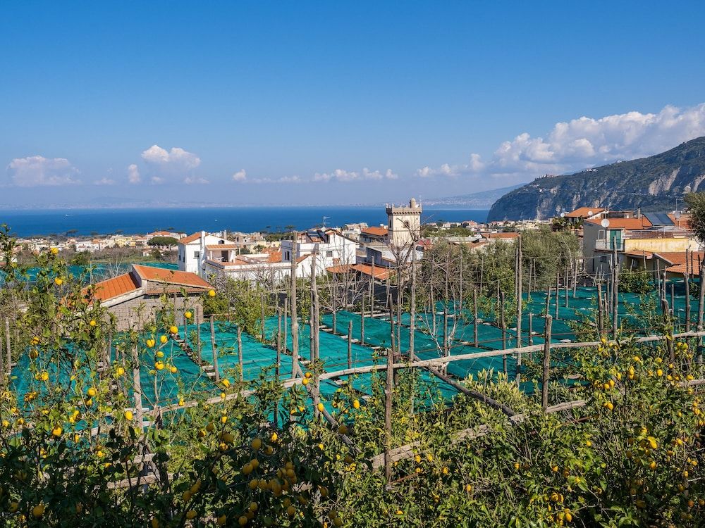 Palazzo Russo Panoramic Apartment 10