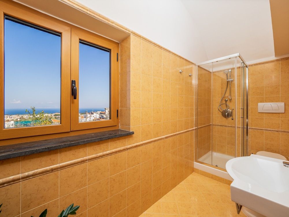 Palazzo Russo Panoramic Apartment 14