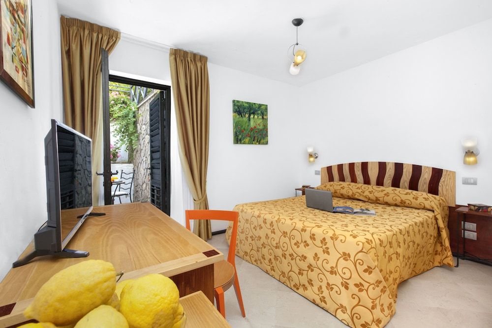 Villa La Ventana Villa, Multiple Bedrooms 16