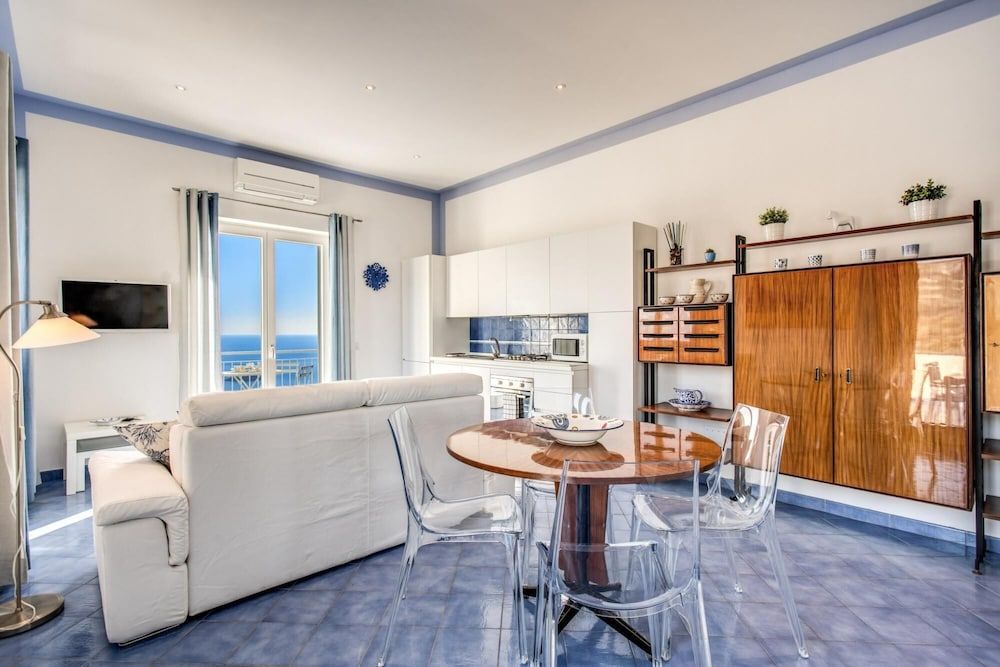 undefined Belvedere Delle Sirene With Heated Pool 3