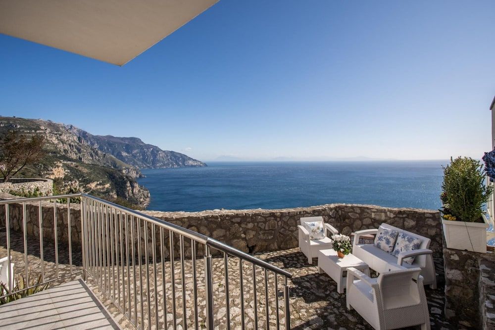 undefined Belvedere Delle Sirene With Heated Pool 8