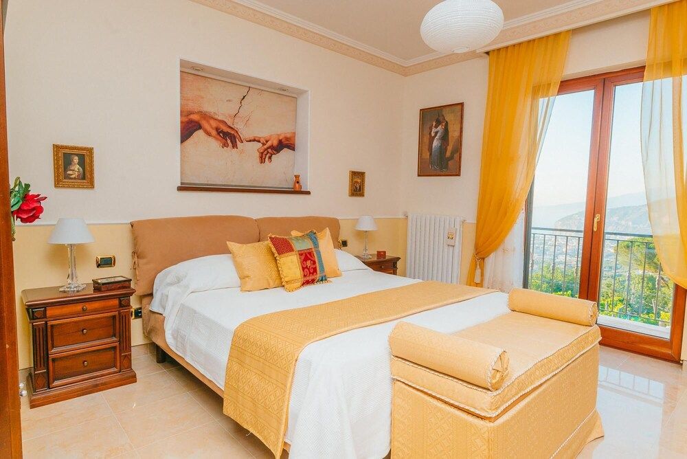 Villa Tina in Sant Agnello Villa, Smoking