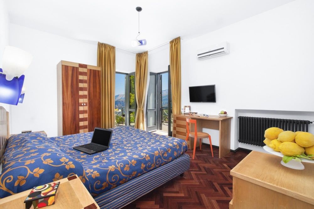 Villa Calisto in Sant Agnello Villa, Smoking 31