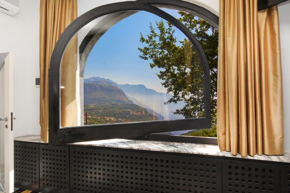 Villa Calisto in Sant Agnello Villa, Smoking 74