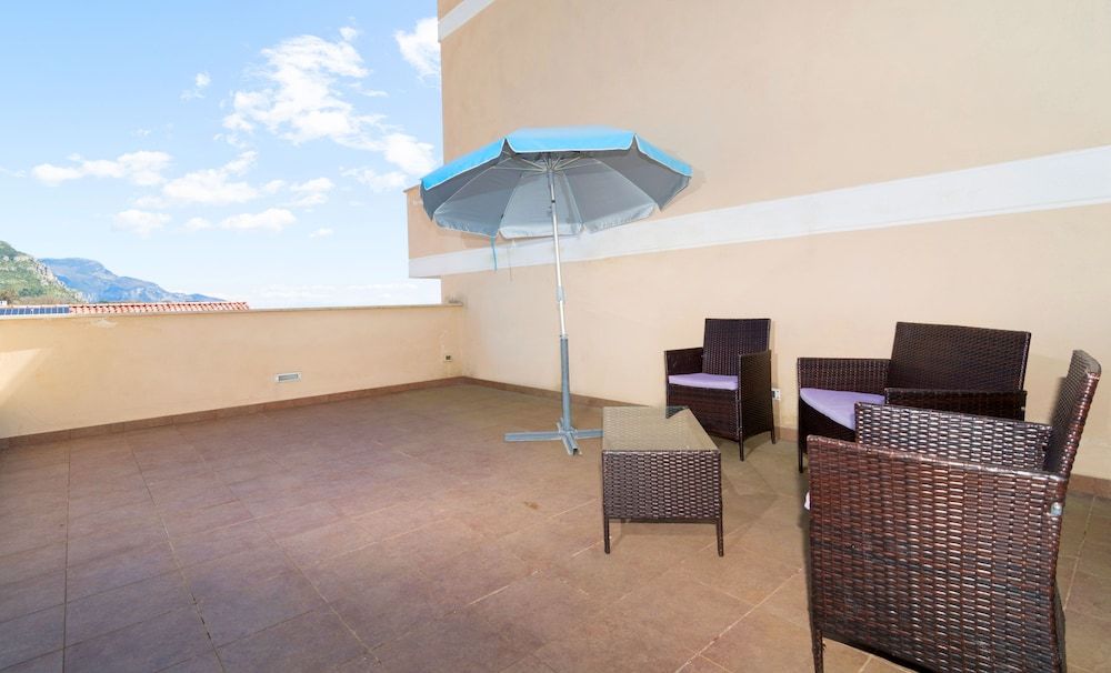 Villa La Meraviglia - Amazing sea View Villa, 3 Bedrooms, Balcony, City View 25