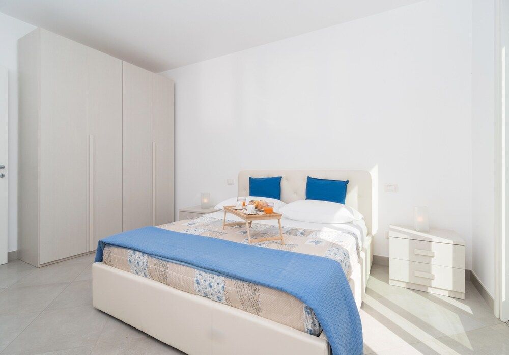 Villa La Meraviglia - Amazing sea View Villa, 3 Bedrooms, Balcony, City View