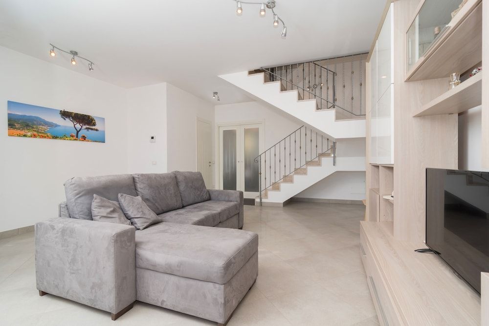 Villa La Meraviglia - Amazing sea View Villa, 3 Bedrooms, Balcony, City View 14