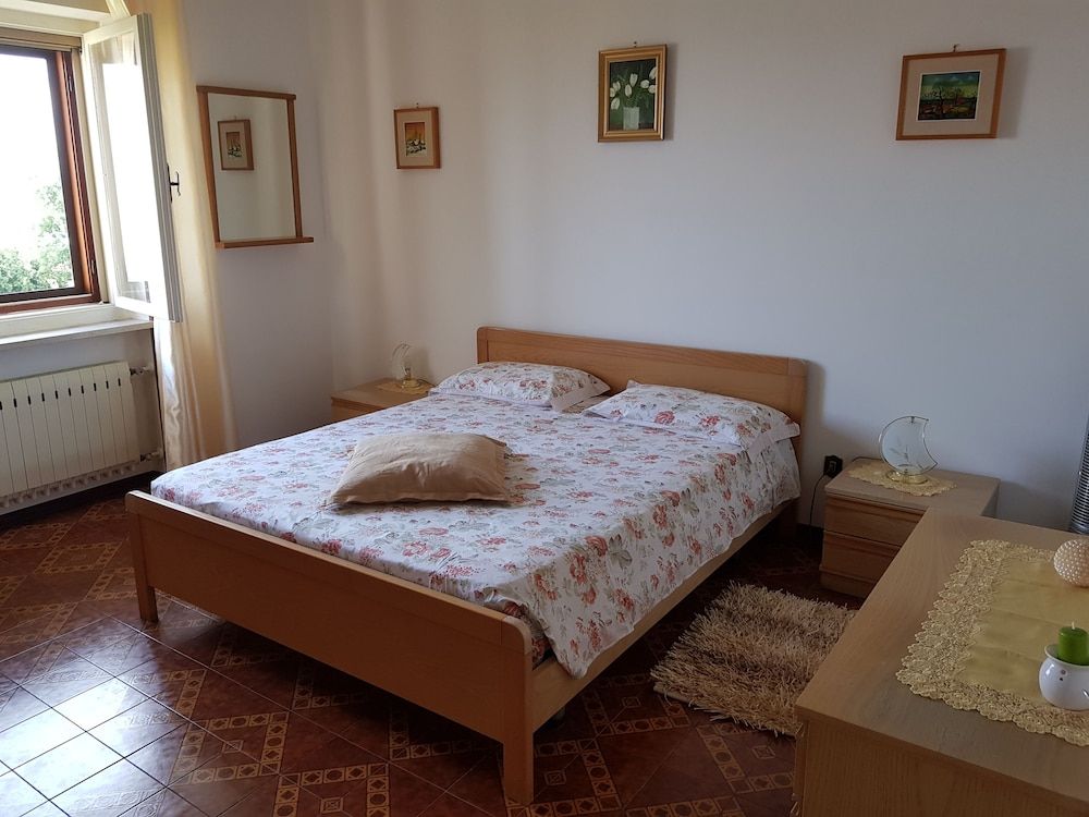 Apartment, 2 Bedrooms, Smoking, Balcony