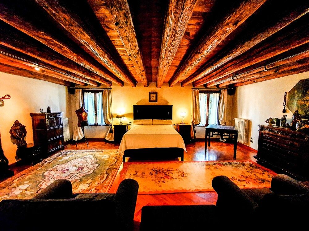 Luxury Suite, Jetted Tub, Garden View
