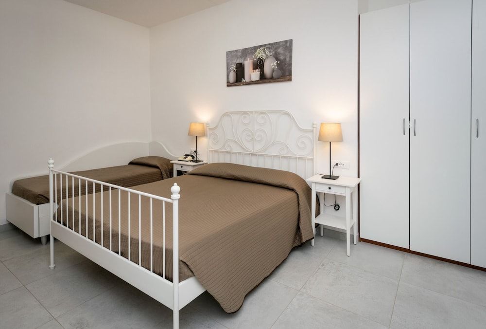 Standard Triple Room, Balcony