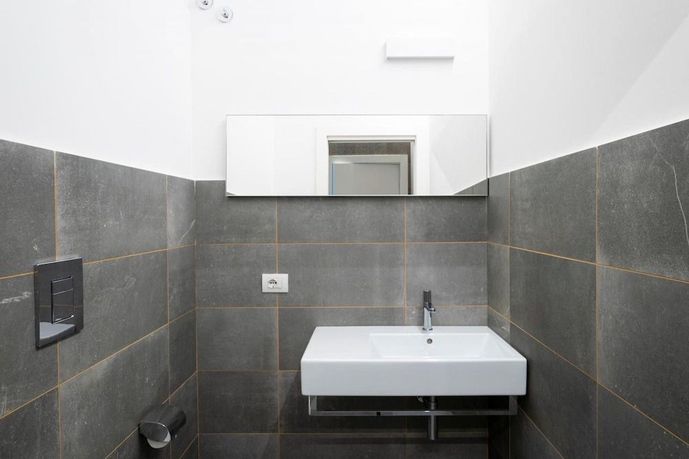 Alkamuri Posh Hotel Spa 109 Suite Superior Apartment 9