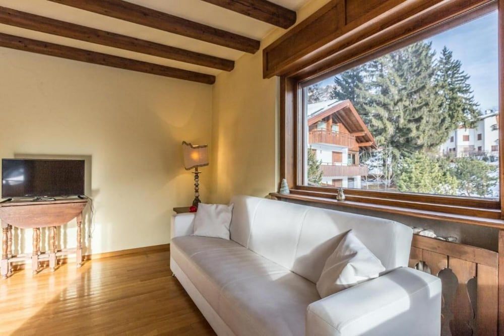 undefined Cortina - Shortholidays 2