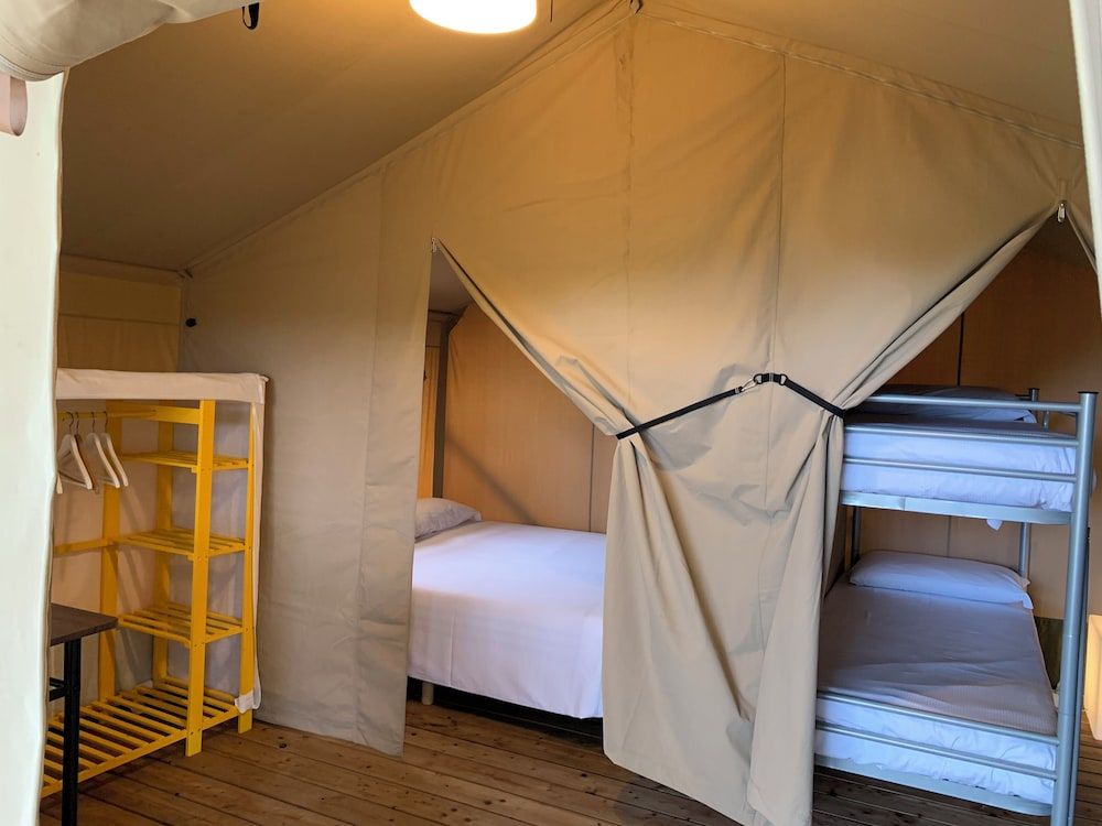 Panoramic Tent, 2 Bedrooms, Kitchenette, Partial Sea View Ginestra