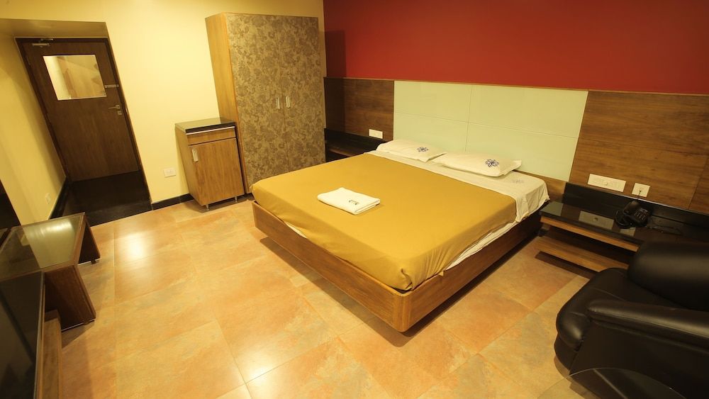 undefined Hotel Vijayetha 5