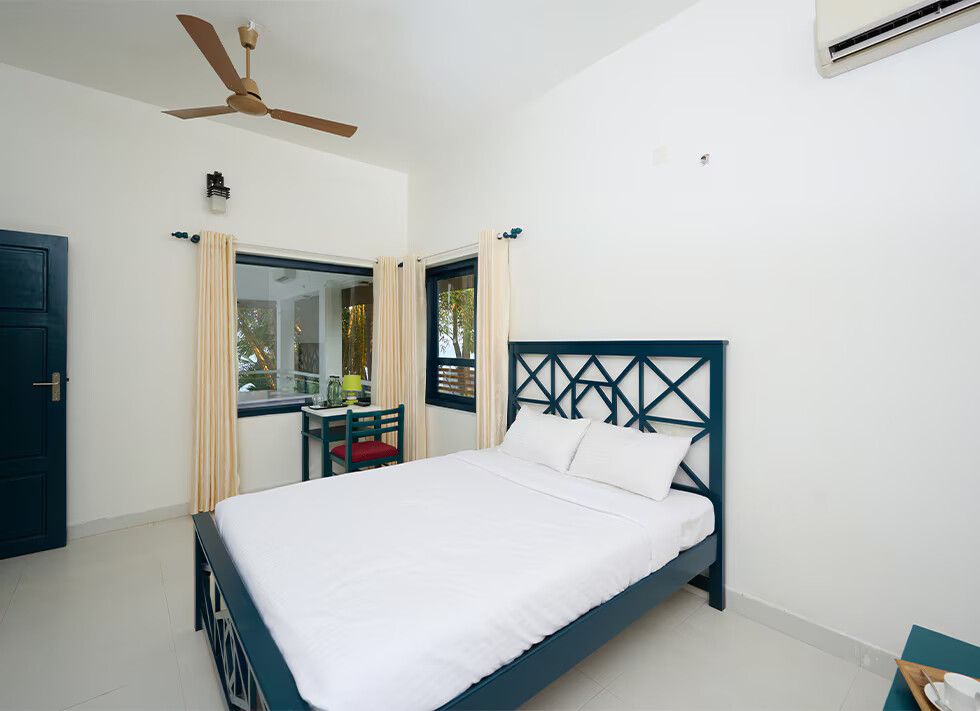 Seclude By the Lake  Sunrise Villa Room with Lake View