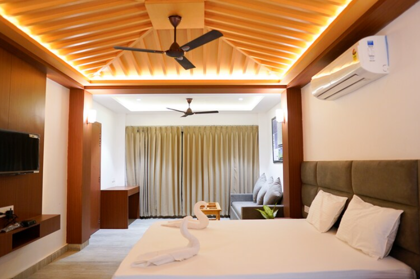 AC Canvas Cottage