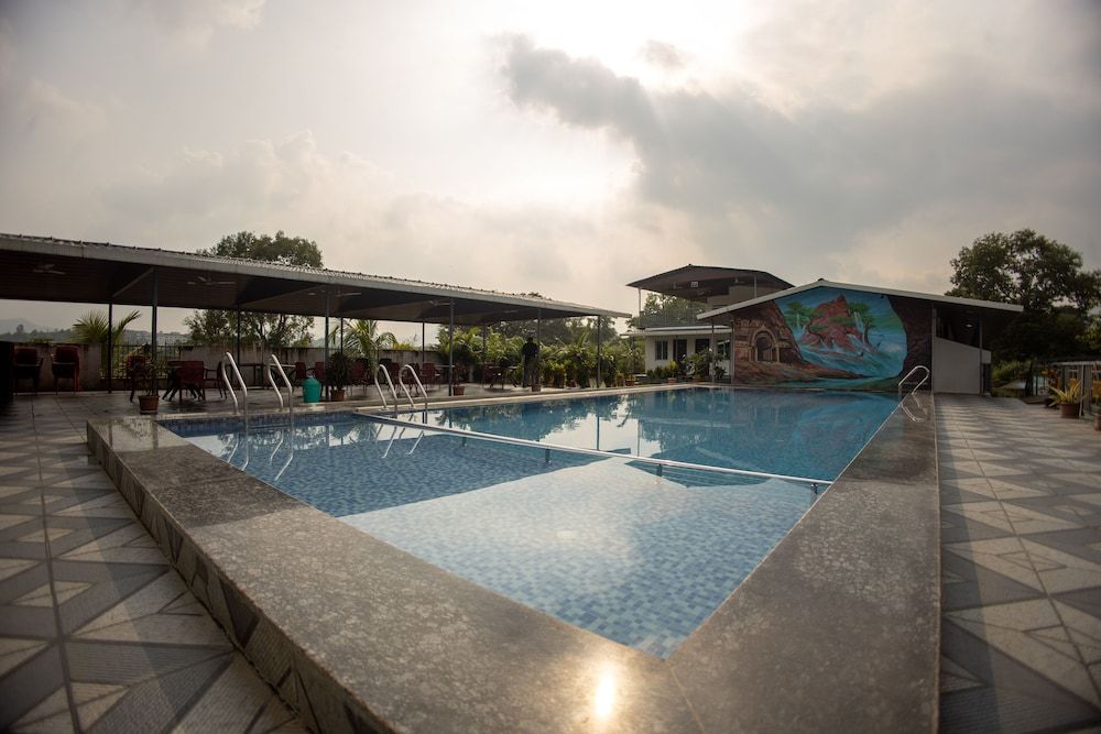 undefined Canal Touch Resort 10