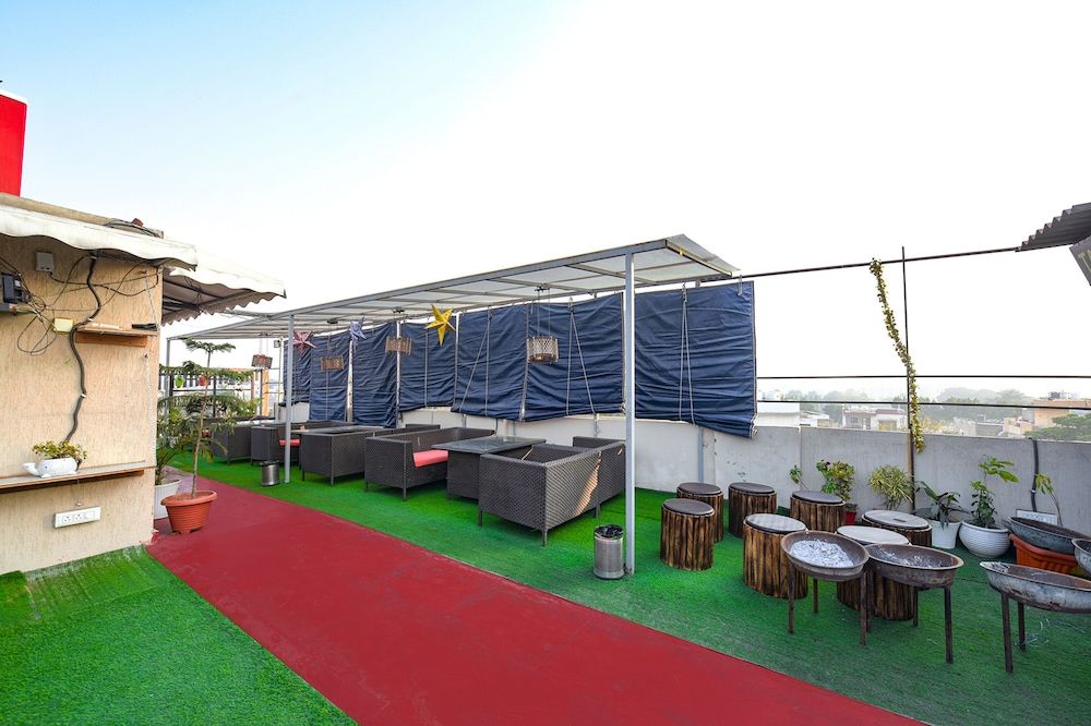 undefined Fabhotel The Dreams 9