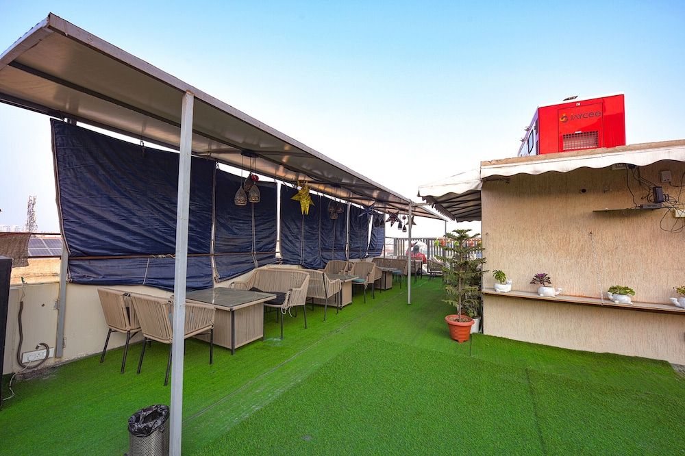 undefined Fabhotel The Dreams 10