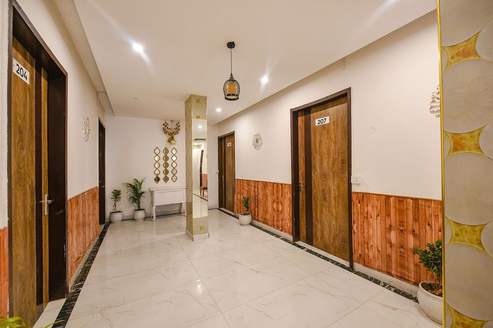 undefined Fabhotel The Dreams 4