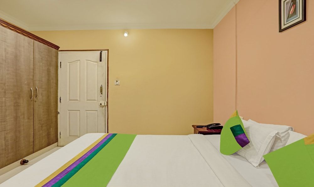 Treebo White Wings Standard Double Room 6