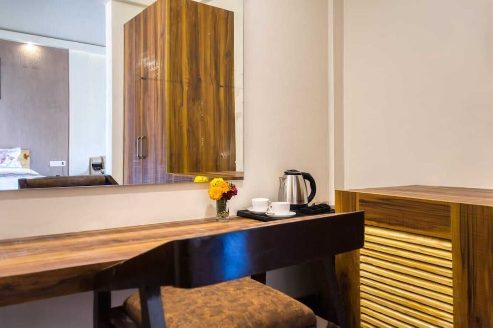 MAULIK RETREAT Deluxe Double Room 3