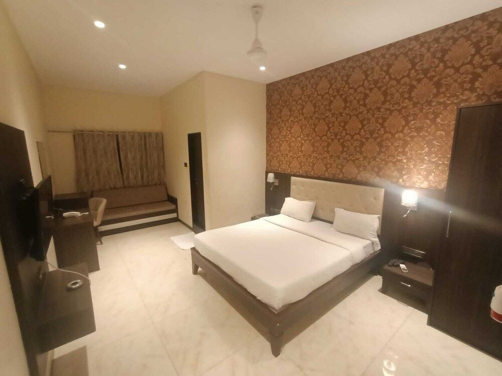 Hotel Shubham Inn Standard Room