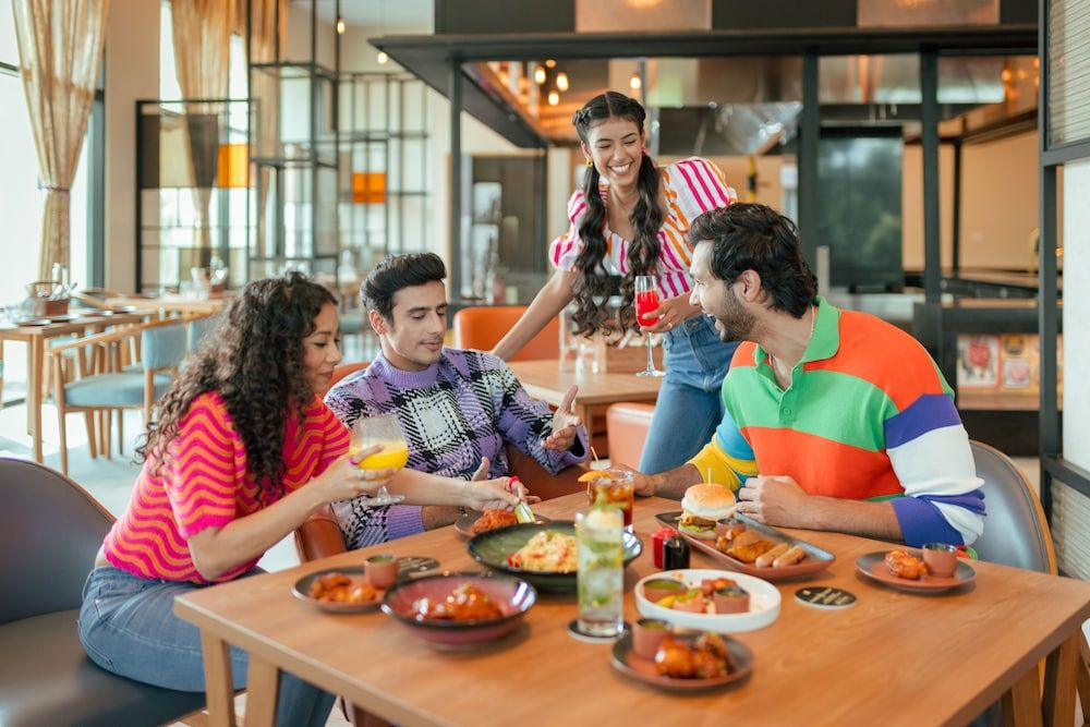 Food & Dining