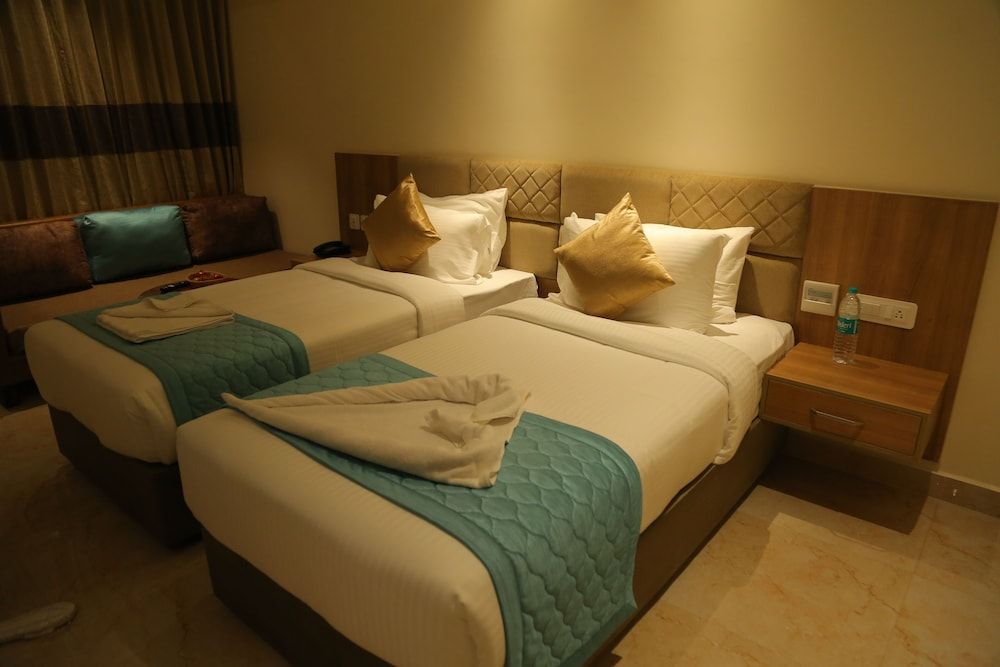 Misty Ocean-A Bergamont Group of Hotels Deluxe Room, 2 Twin Beds