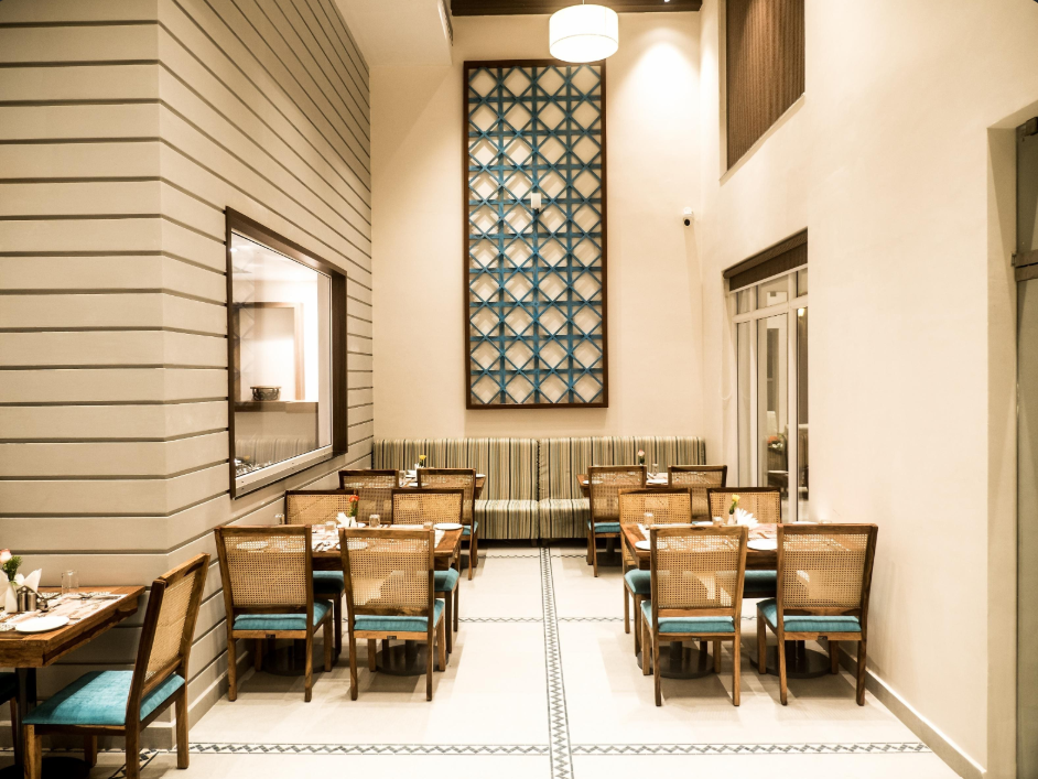 Food & Dining