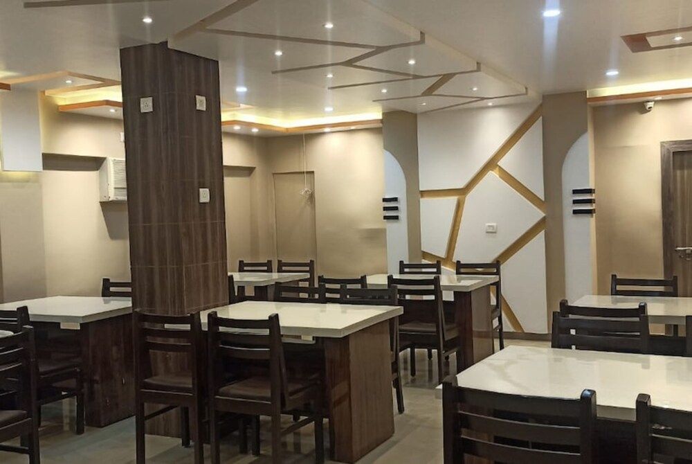undefined Goroomgo Diamond Plaza Rajgir 5