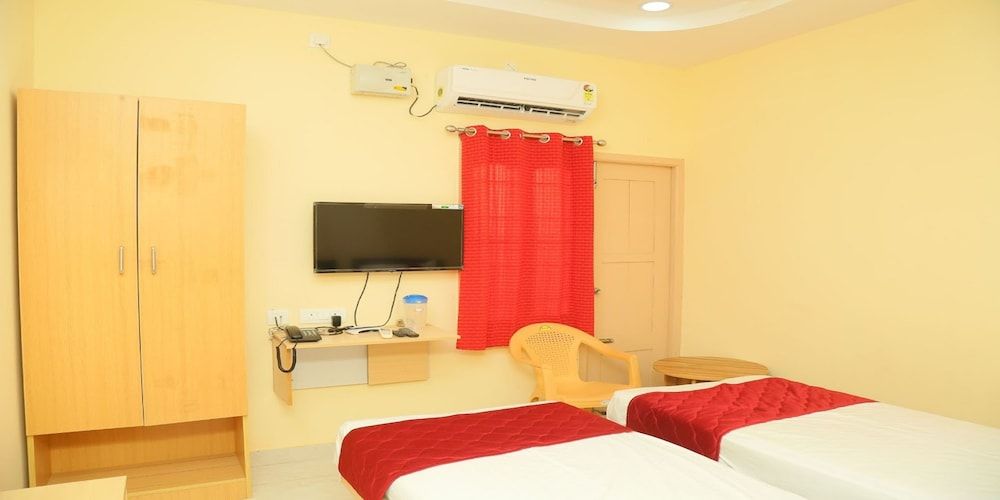 GP Residency Standard Twin Room 4