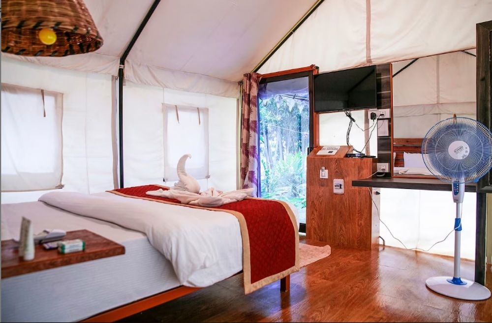 Century Resorts Junior Tent