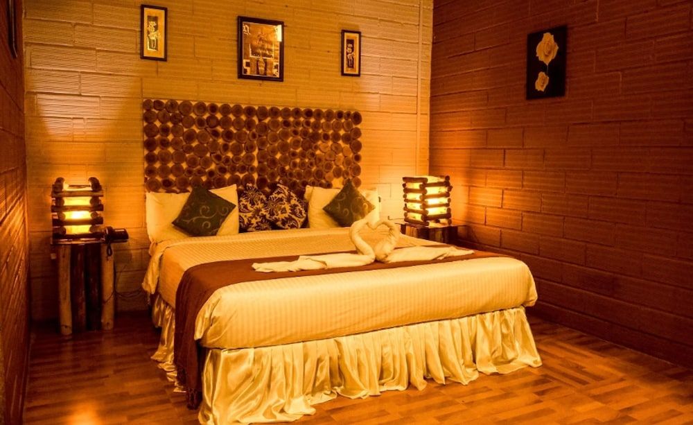 Century Resorts Executive Double Room 4