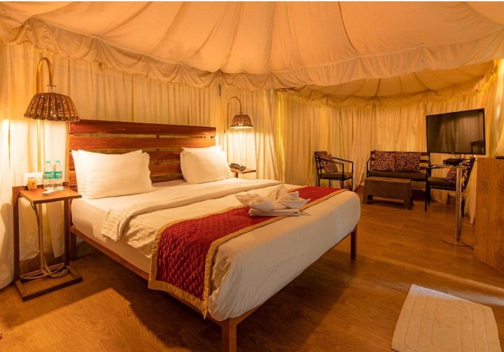 Century Resorts Royal Tent