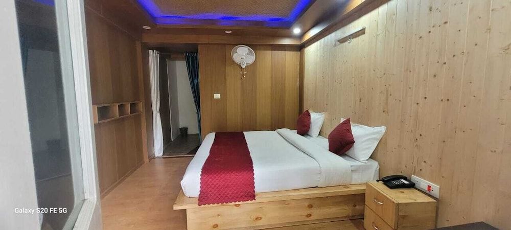 undefined Hotel Shivay 5