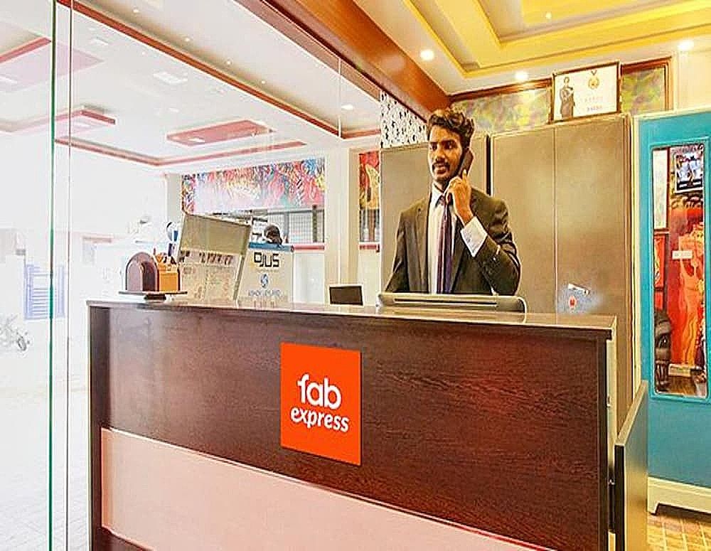 undefined Fabexpress Apple Grand 2