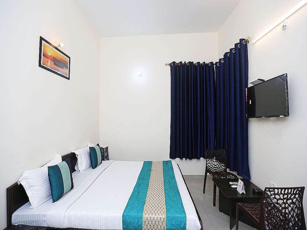 OYO 9600 Country Homestay Double or Twin Room 3