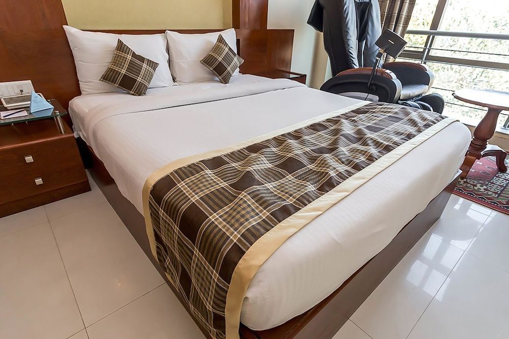 undefined Fabhotel Shubhangan 5