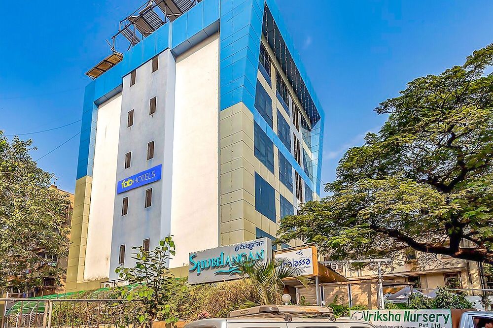 undefined Fabhotel Shubhangan