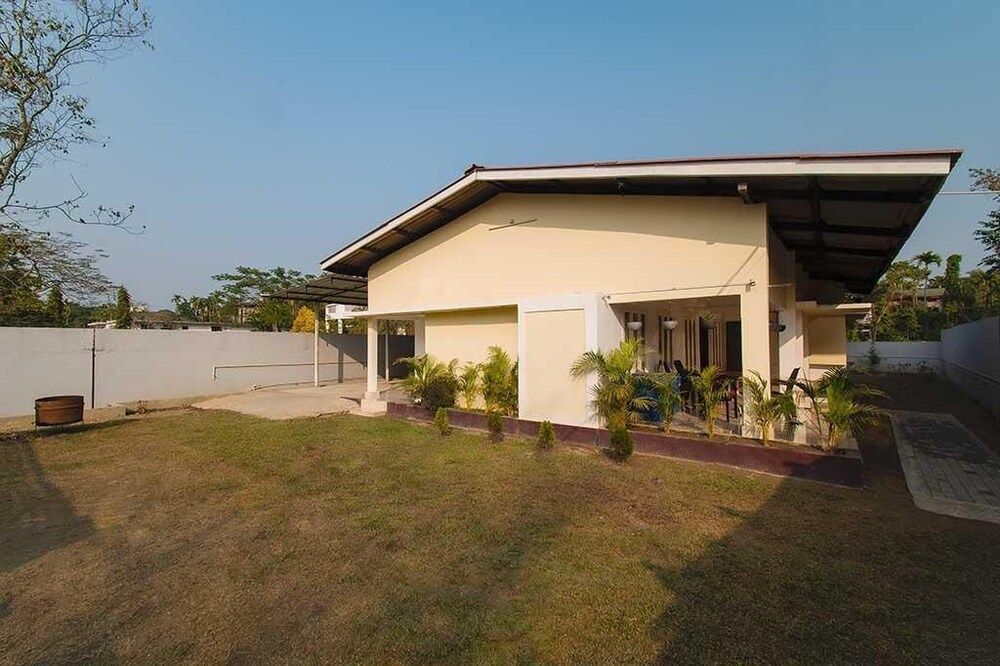 undefined Royal Vista 3