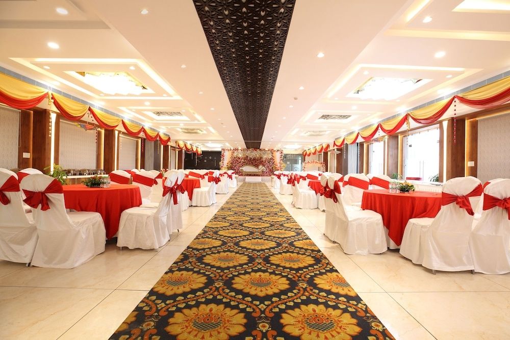 undefined Genx Crecent Lucknow By 1589 8