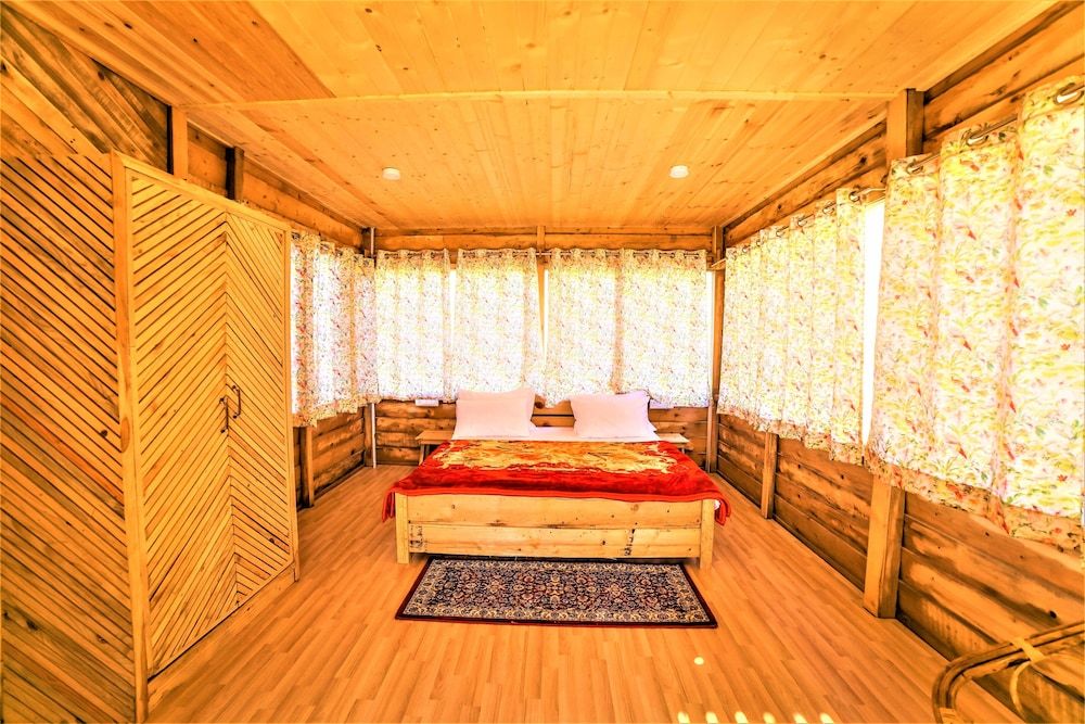 undefined Chirpingi Birdz Resort