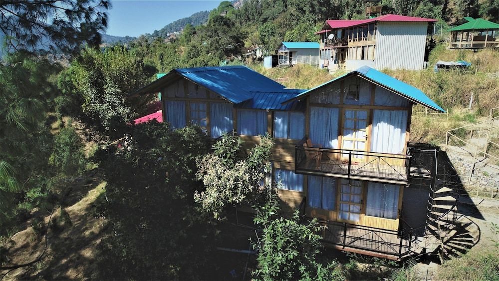 undefined Chirpingi Birdz Resort 4