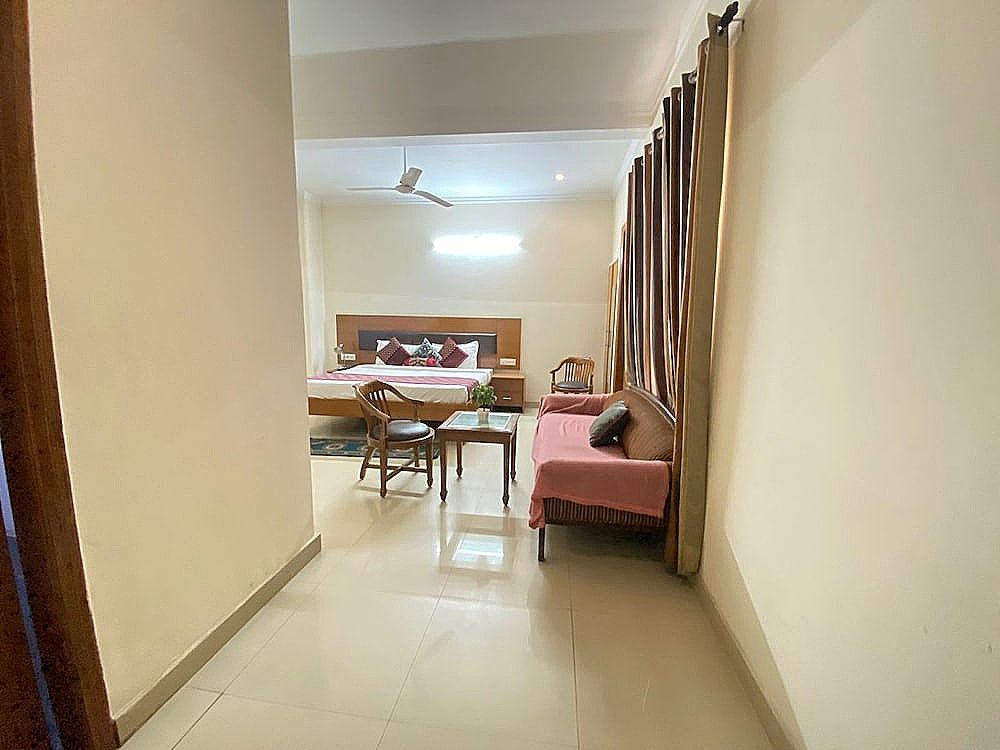 Hotel Radient Casa Deluxe Room 10