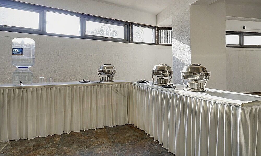 Food & Dining