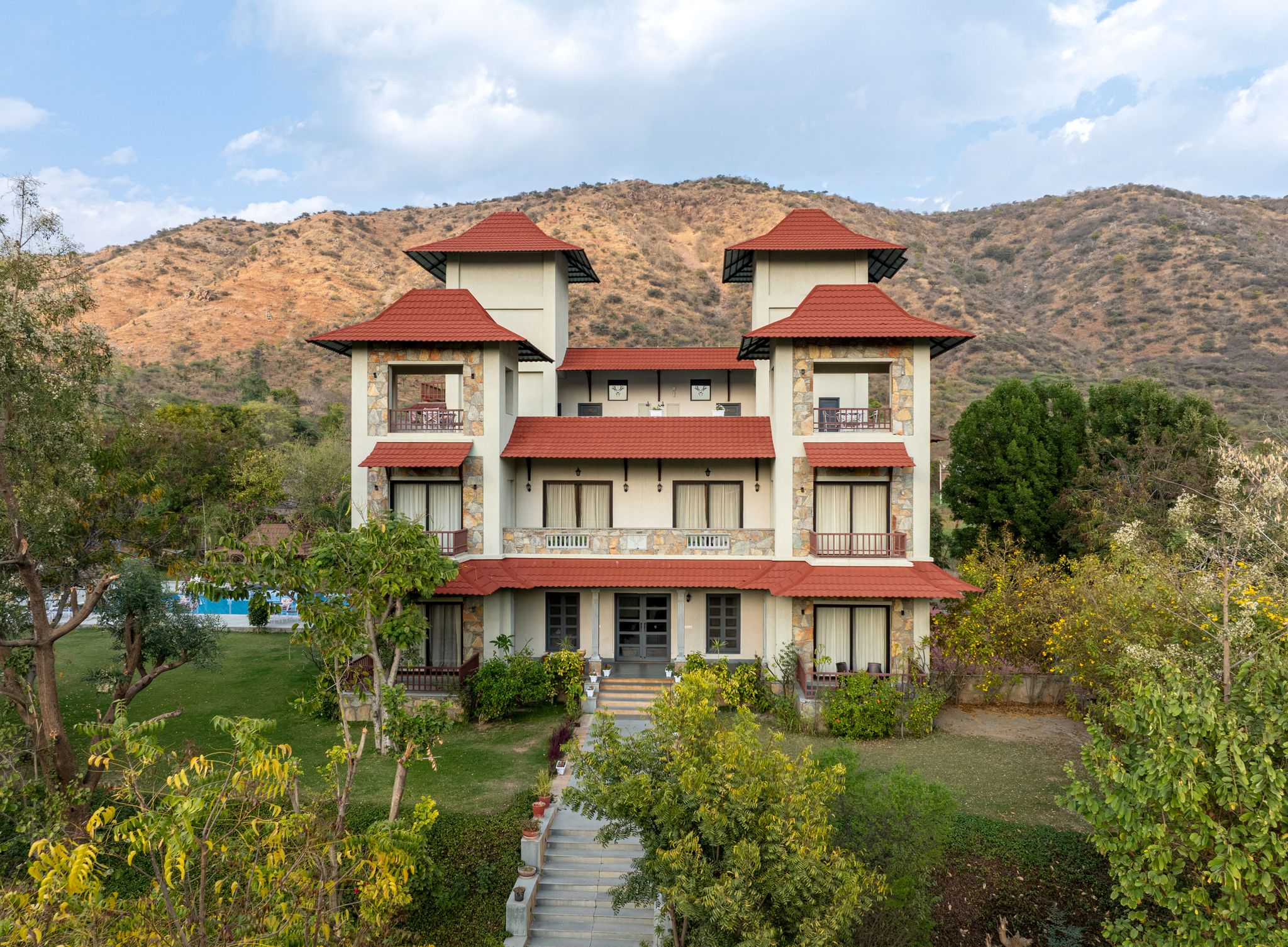 undefined The Hunting Lodge - Luxury Resort in Udaipur