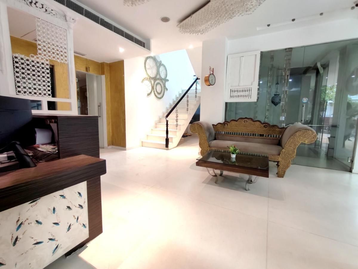 undefined The Sky Imperial Hotel Yahvi 3