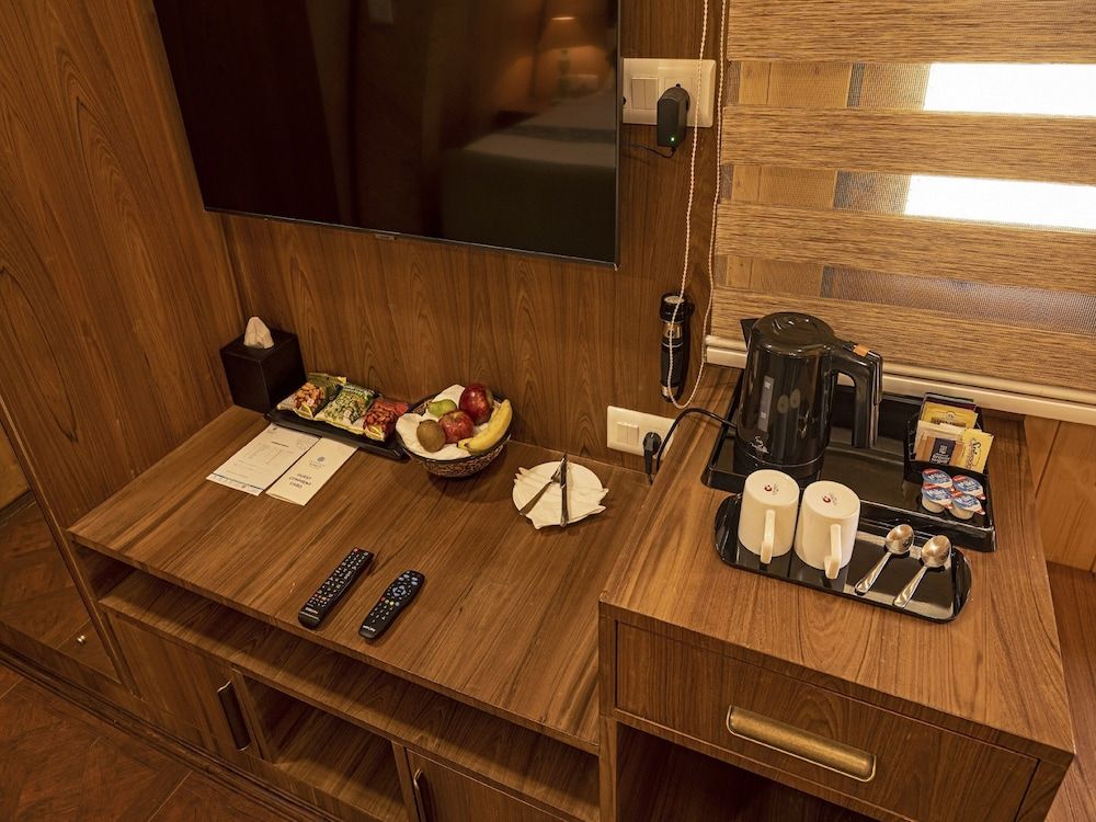 Skyview by Empyrean Gondola View Deluxe Room With Complimentary Return Gondola Ride Once Per Day 4