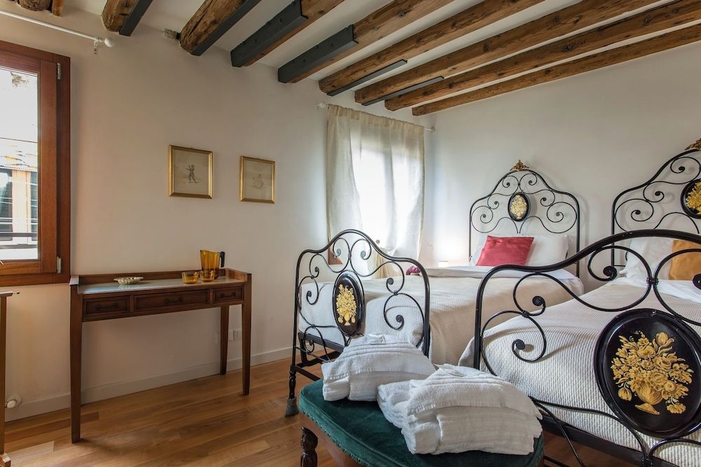 undefined Venezia - Calle Furlani 3277 6